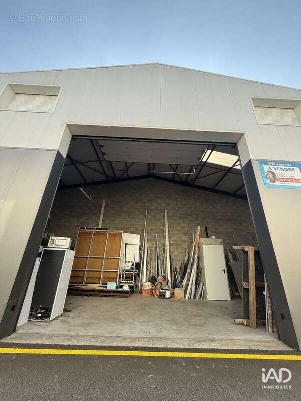 Photo 2 - Commerce à BRIE-COMTE-ROBERT