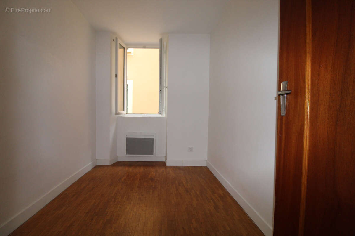 Appartement à SAINT-AFFRIQUE