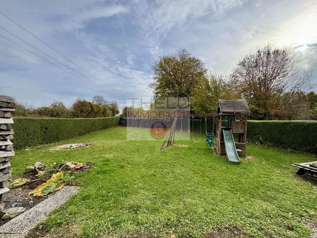 Maison à CROIXRAULT