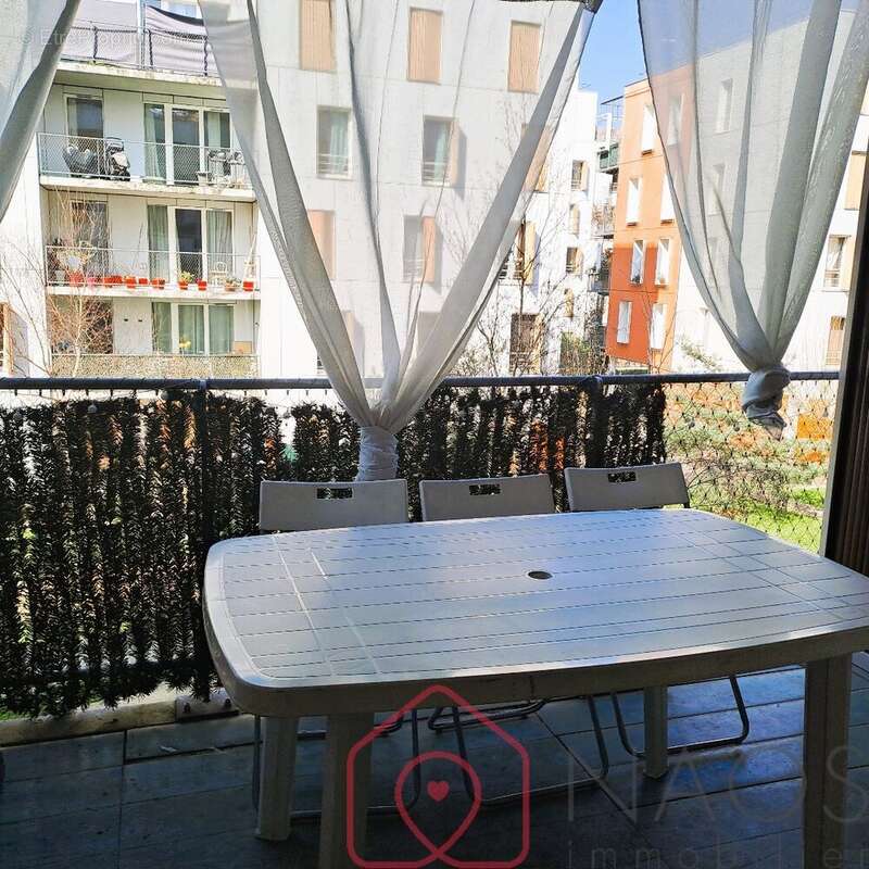 Appartement à SAINT-DENIS