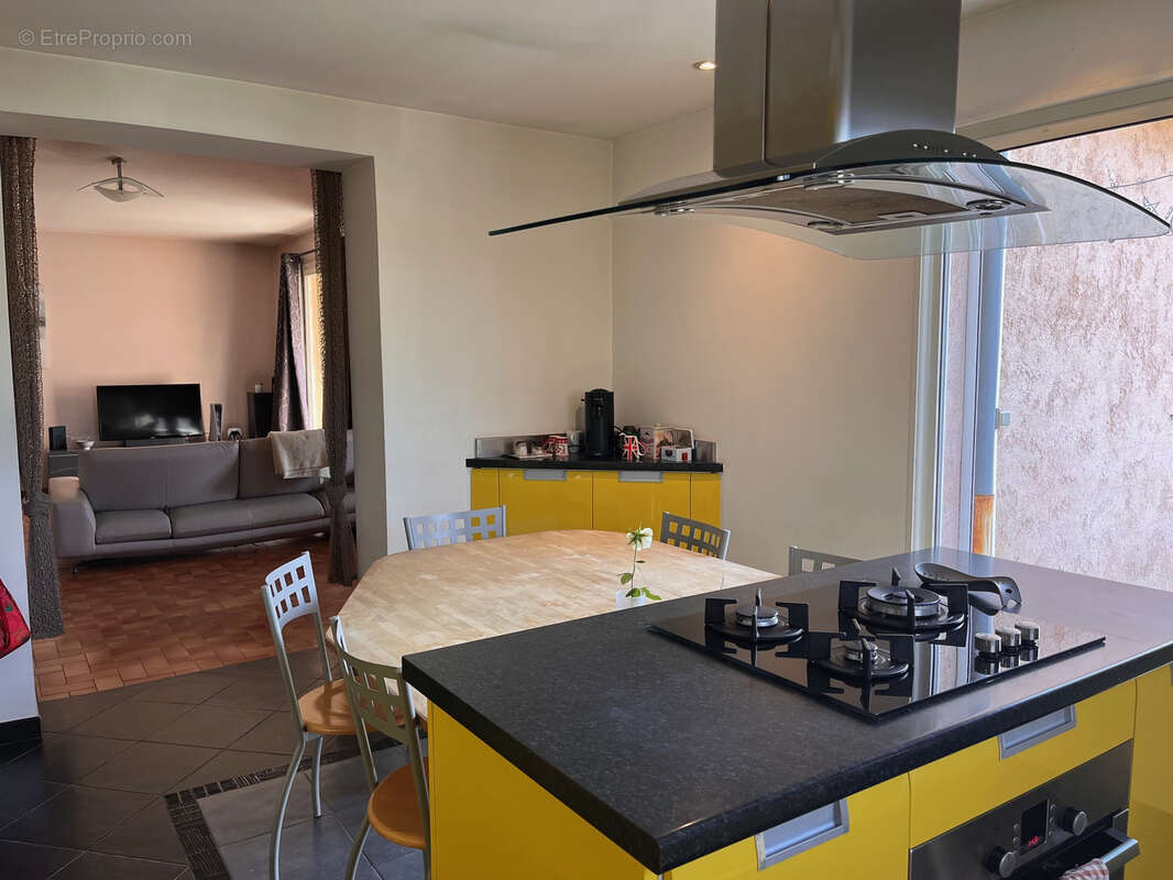 Maison à SAINT-VALLIER-DE-THIEY