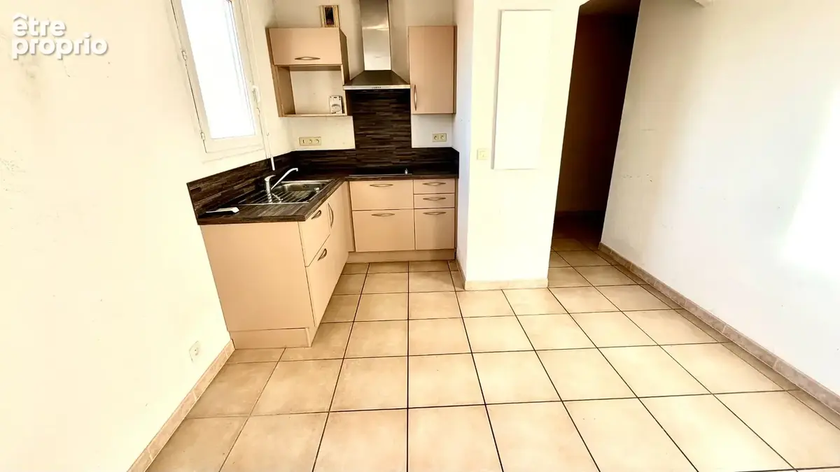 Appartement de type T2 avec terrasse de 25 m²  sans vis à vis et garage  privatif. - photo 4