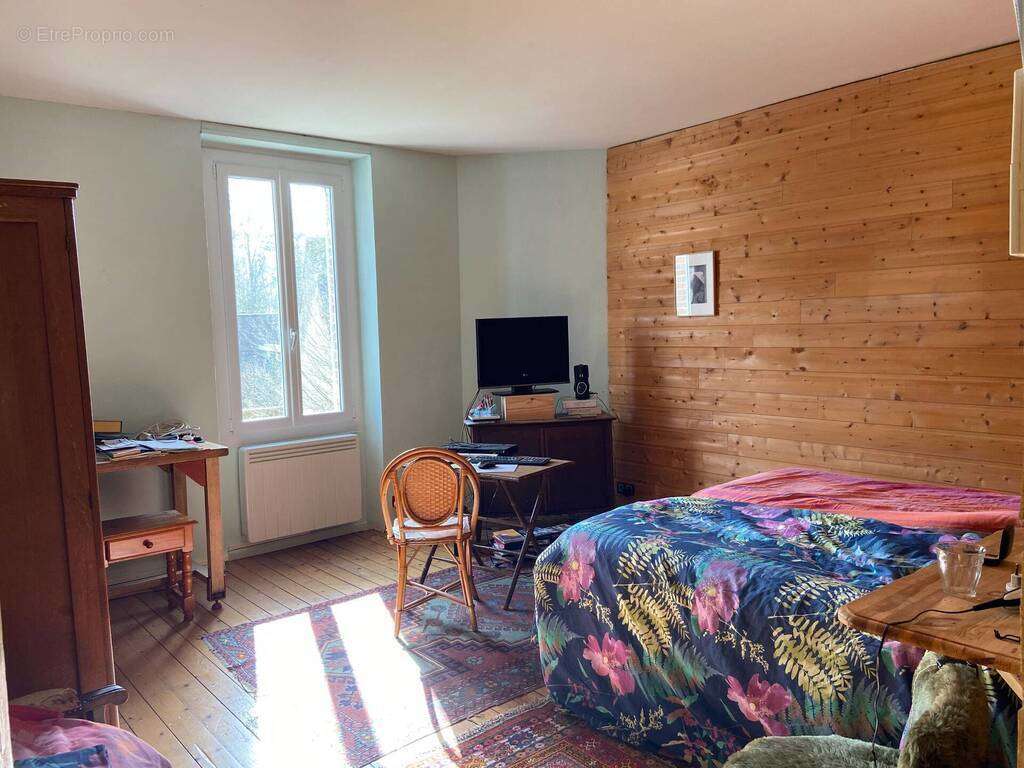 Maison à VILLIERS-SAINT-BENOIT