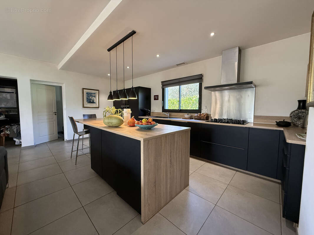 Maison à VAISON-LA-ROMAINE