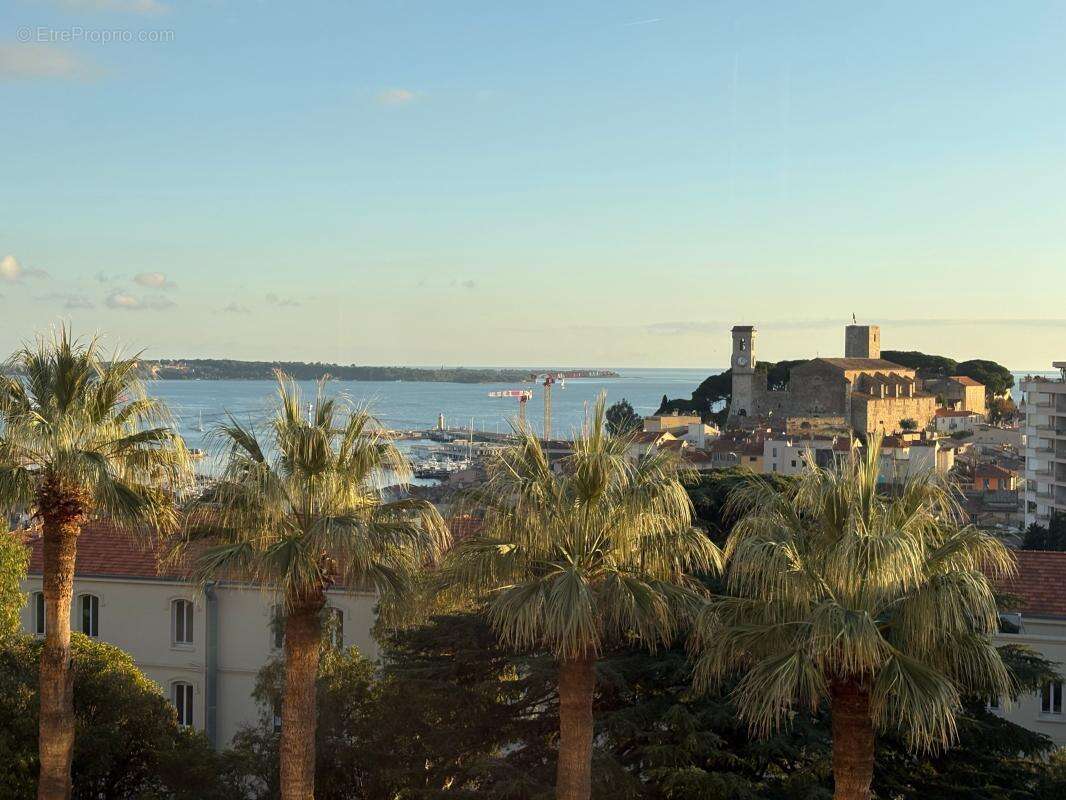 Appartement à CANNES