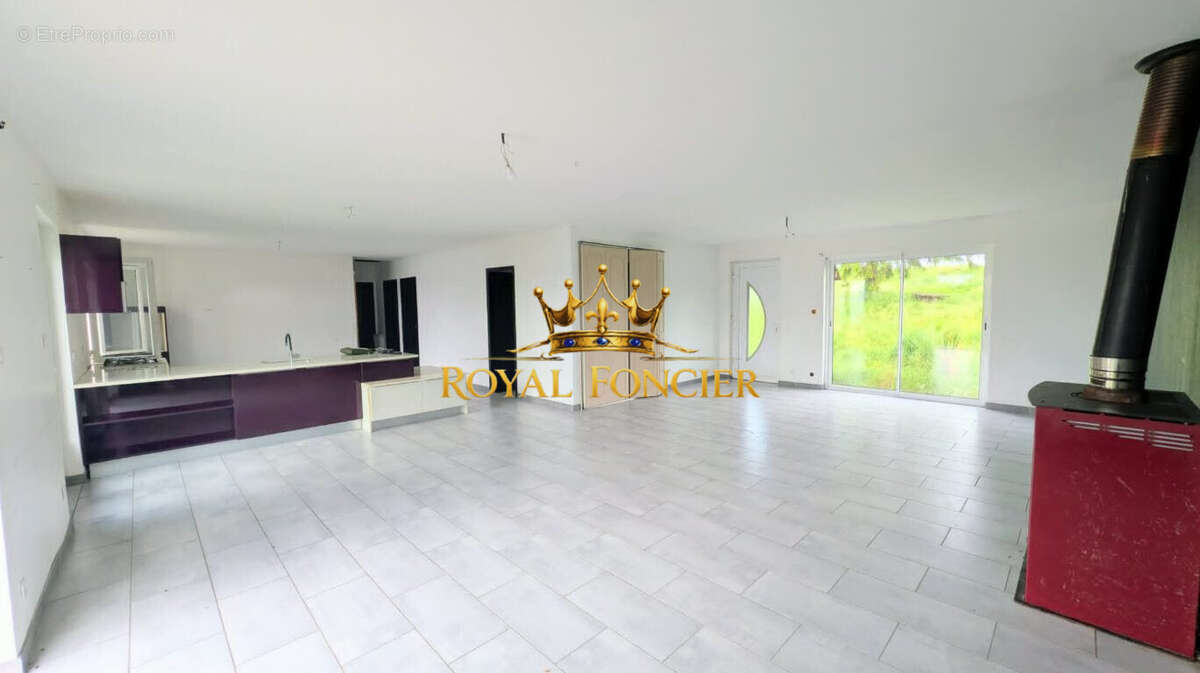 Maison 115 m² à Lesigny  - photo 4