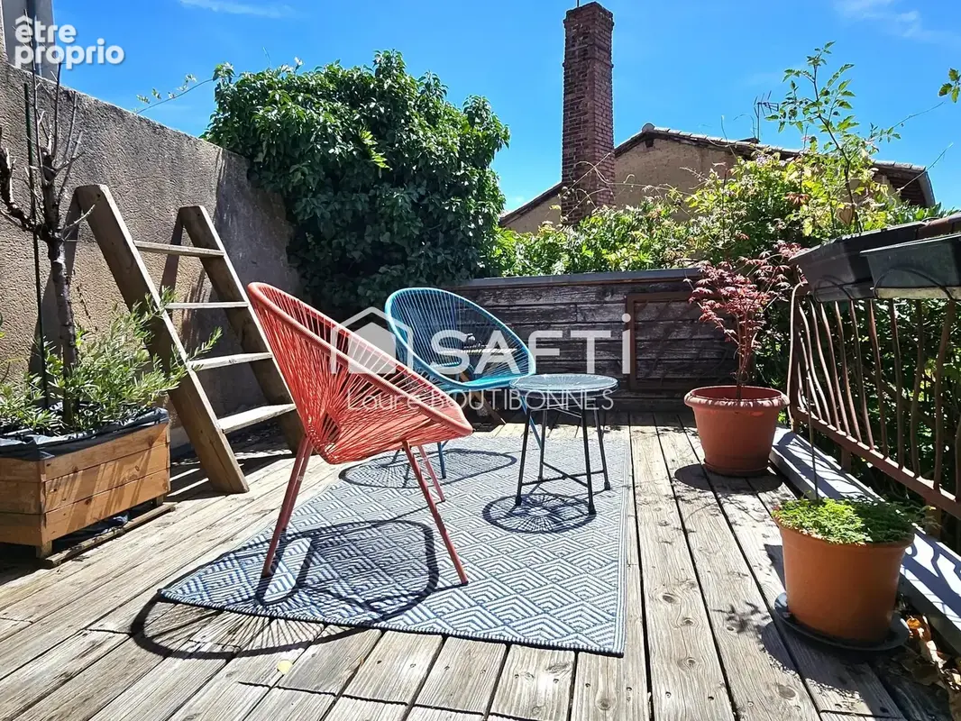 Photo 1 - Maison à SAINT-SULPICE