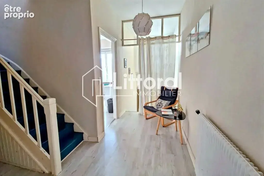 Duplex 3 chambres - vue latérale mer - photo 5