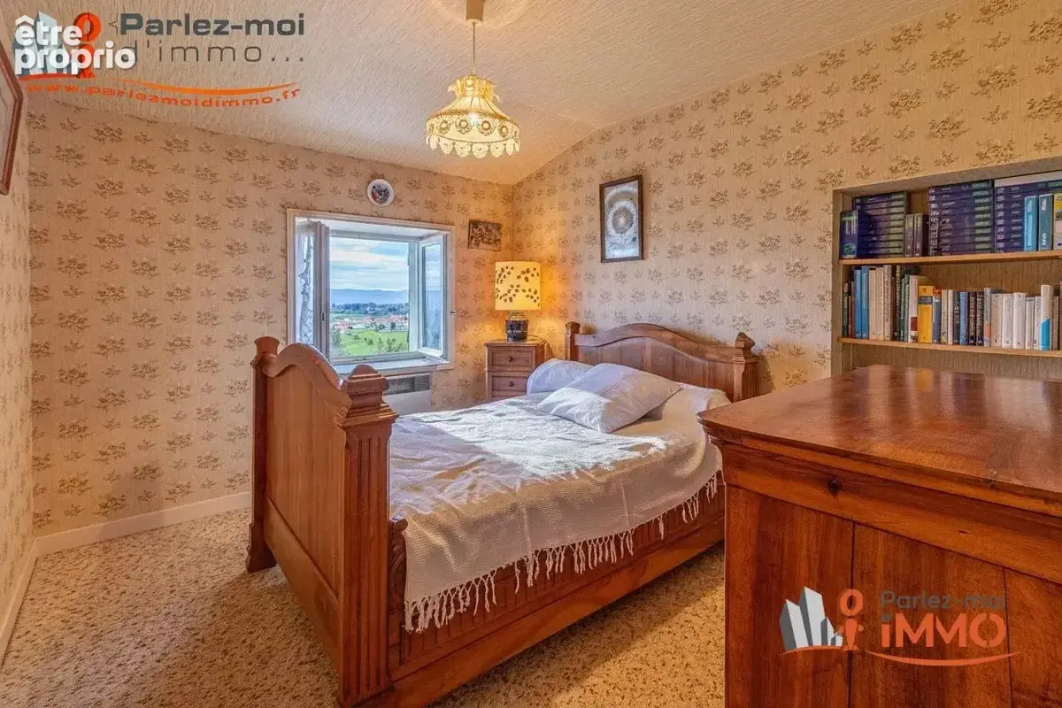 À vendre - Maison de campagne, 8 pièces 15mn Tarare - photo 17