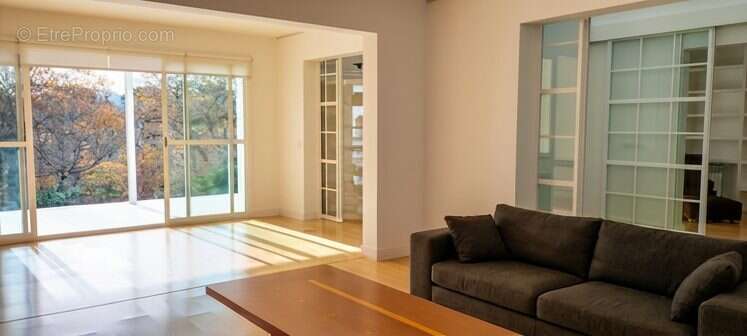 Maison 340 m² à Saint-Jean-De-Luz  - photo 9