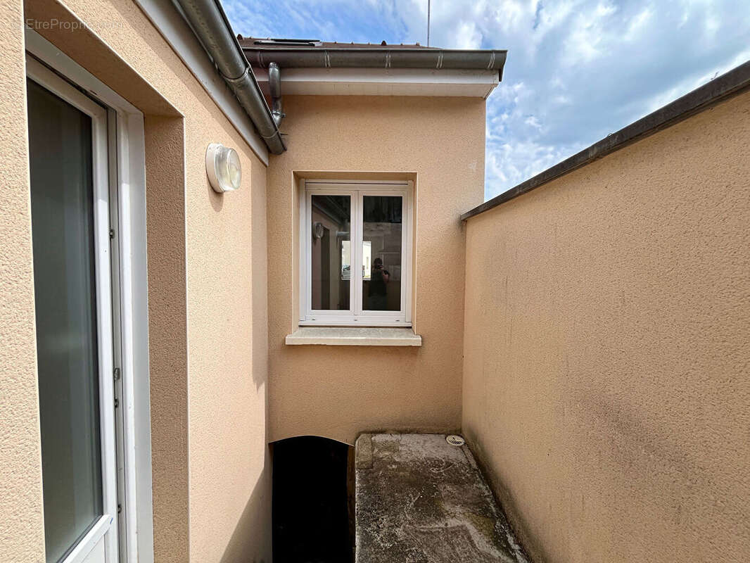 Maison Savigne L' Evêque 2 pièce(s) - 44m² - aucun travaux à prévoir - photo 3