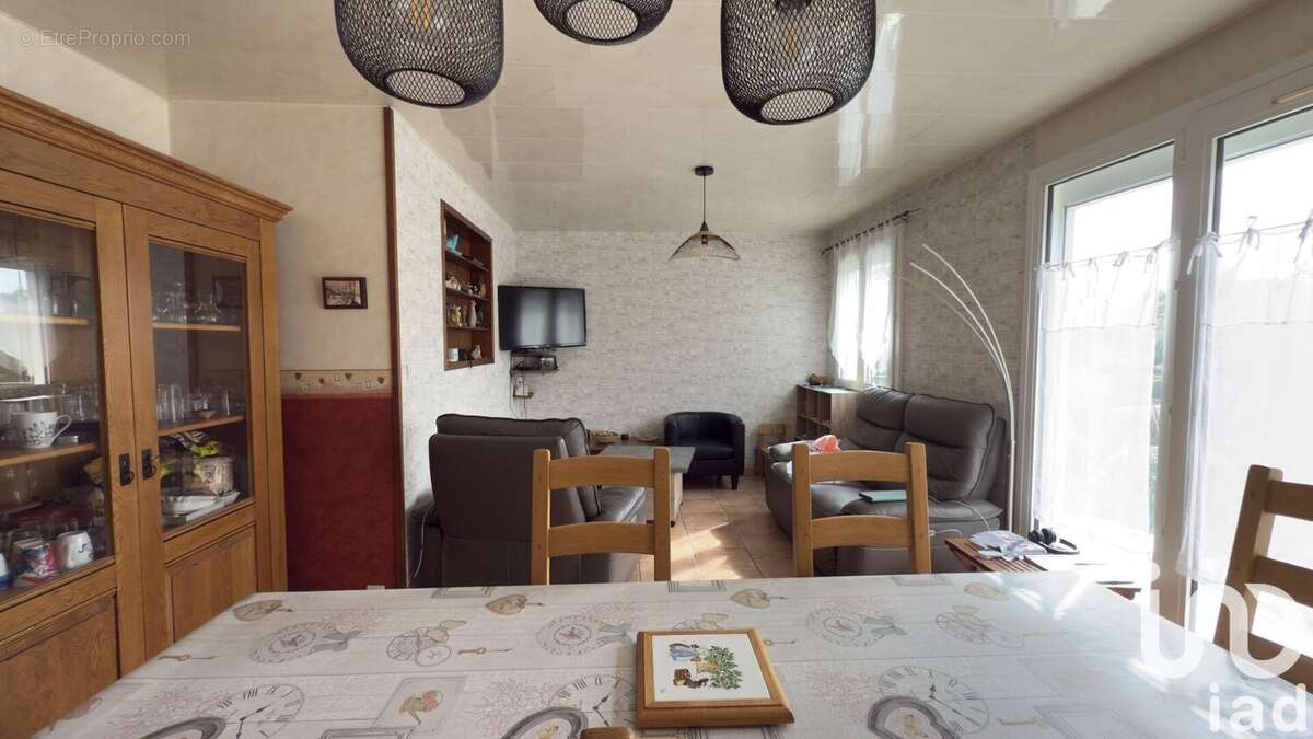 Photo 2 - Maison à MANTES-LA-JOLIE