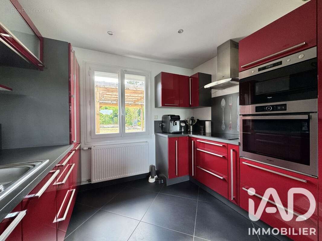 Maison 132 m² à Les Essarts  - photo 7