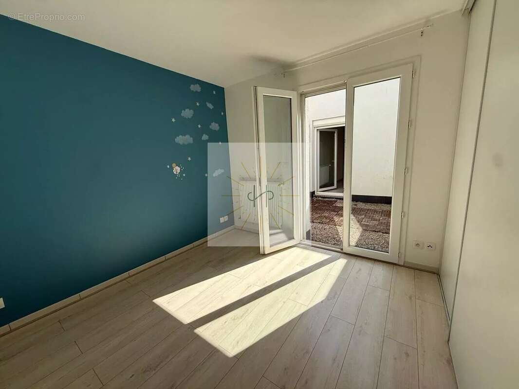 Maison 99 m² à Montelimar  - photo 9