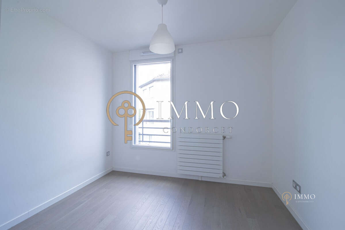 Appartement à BOURG-LA-REINE
