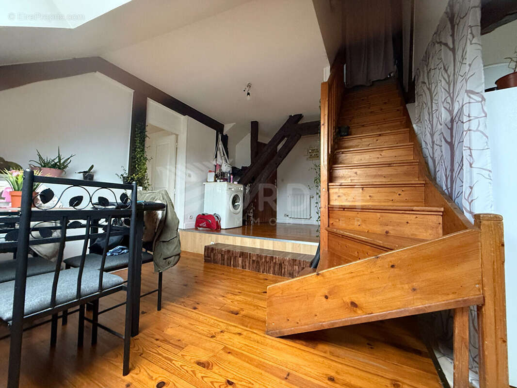 Appartement à COSNE-COURS-SUR-LOIRE