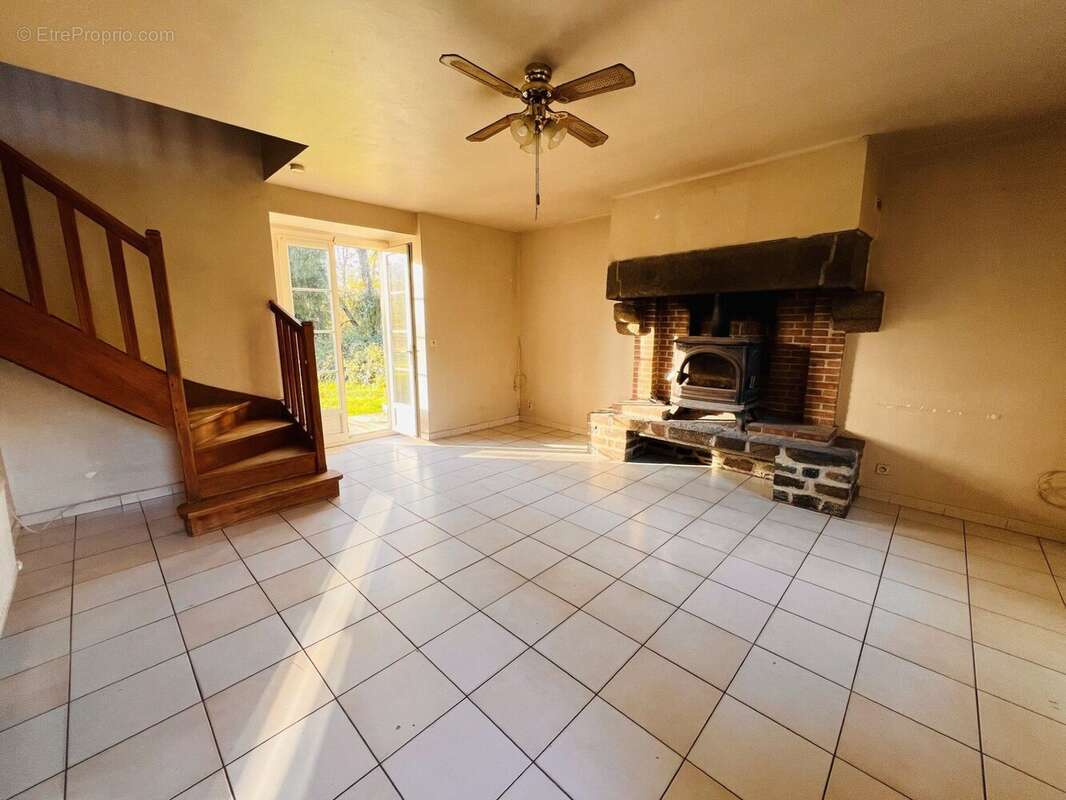 Maison à LA BOUSSAC