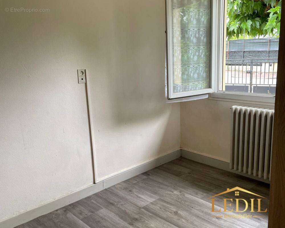 Maison de ville avec garage - photo 4