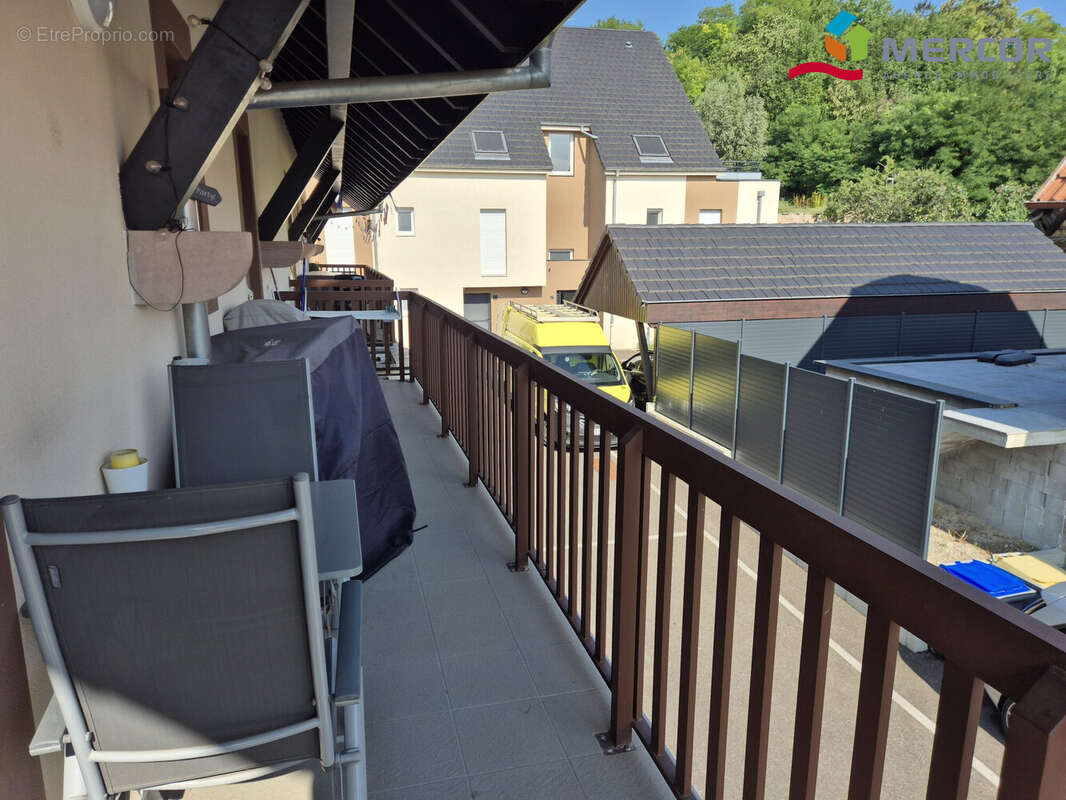 Balcon 14 m²