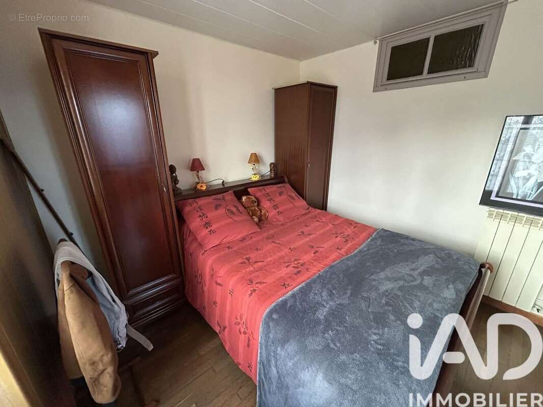 Maison 84 m² à Nohant-En-Gracay  - photo 6