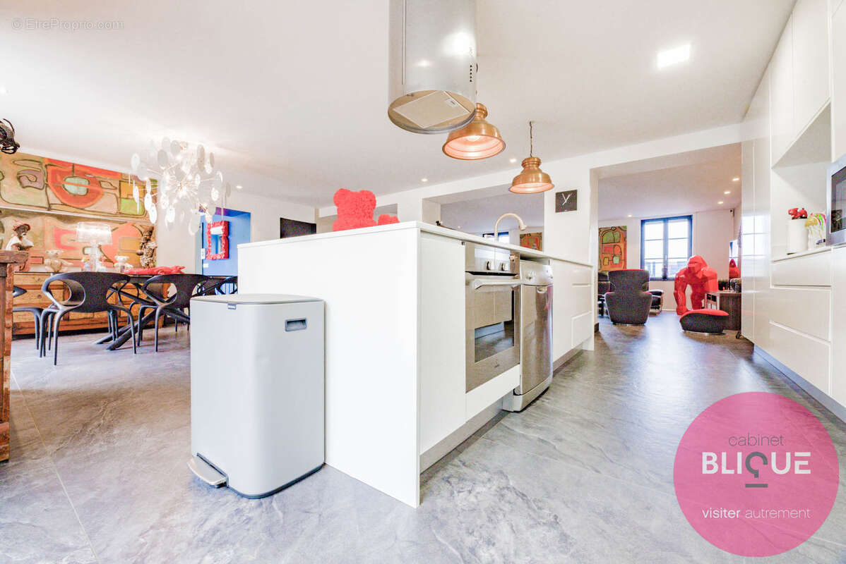 Maison à LAY-SAINT-CHRISTOPHE