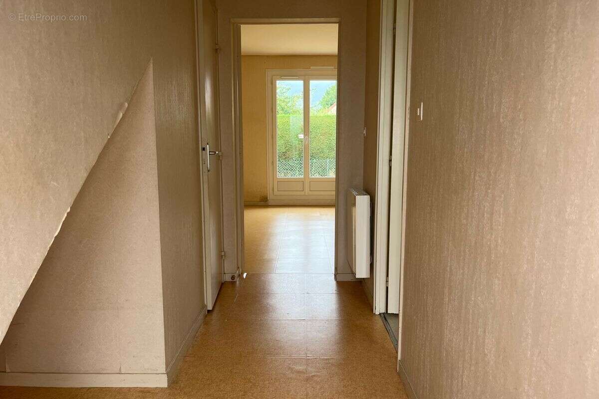 Maison à SAINT-SENOCH