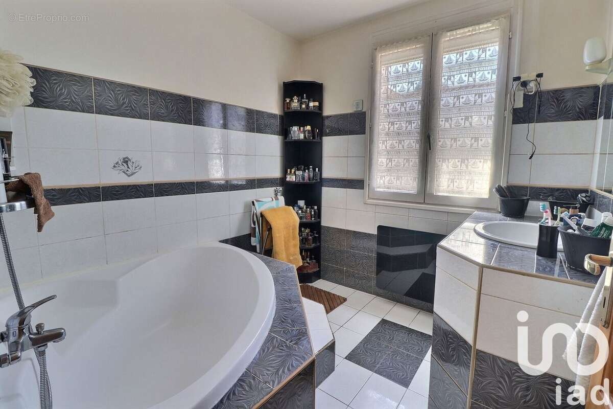 Photo 8 - Maison à FUVEAU