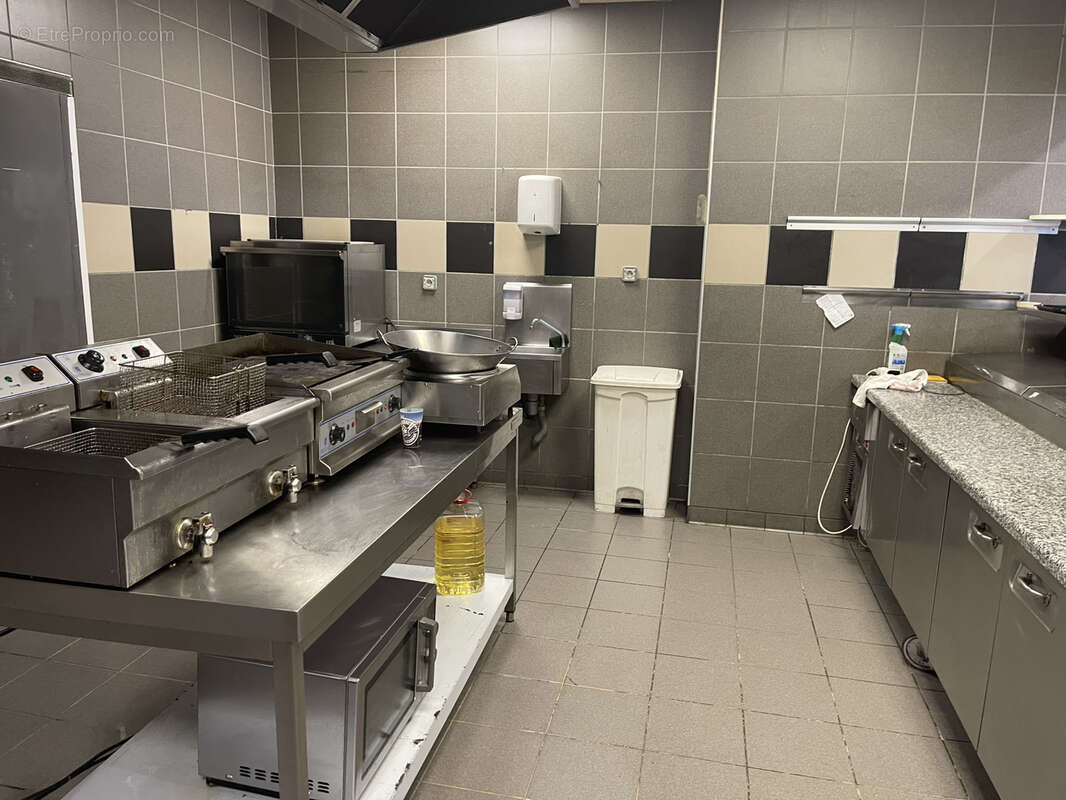 Commerce à CARCASSONNE