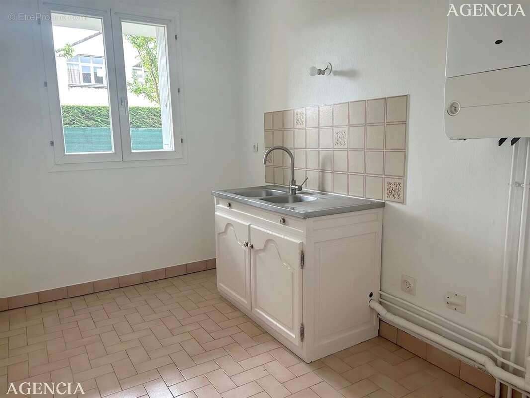 Appartement à PONTAULT-COMBAULT