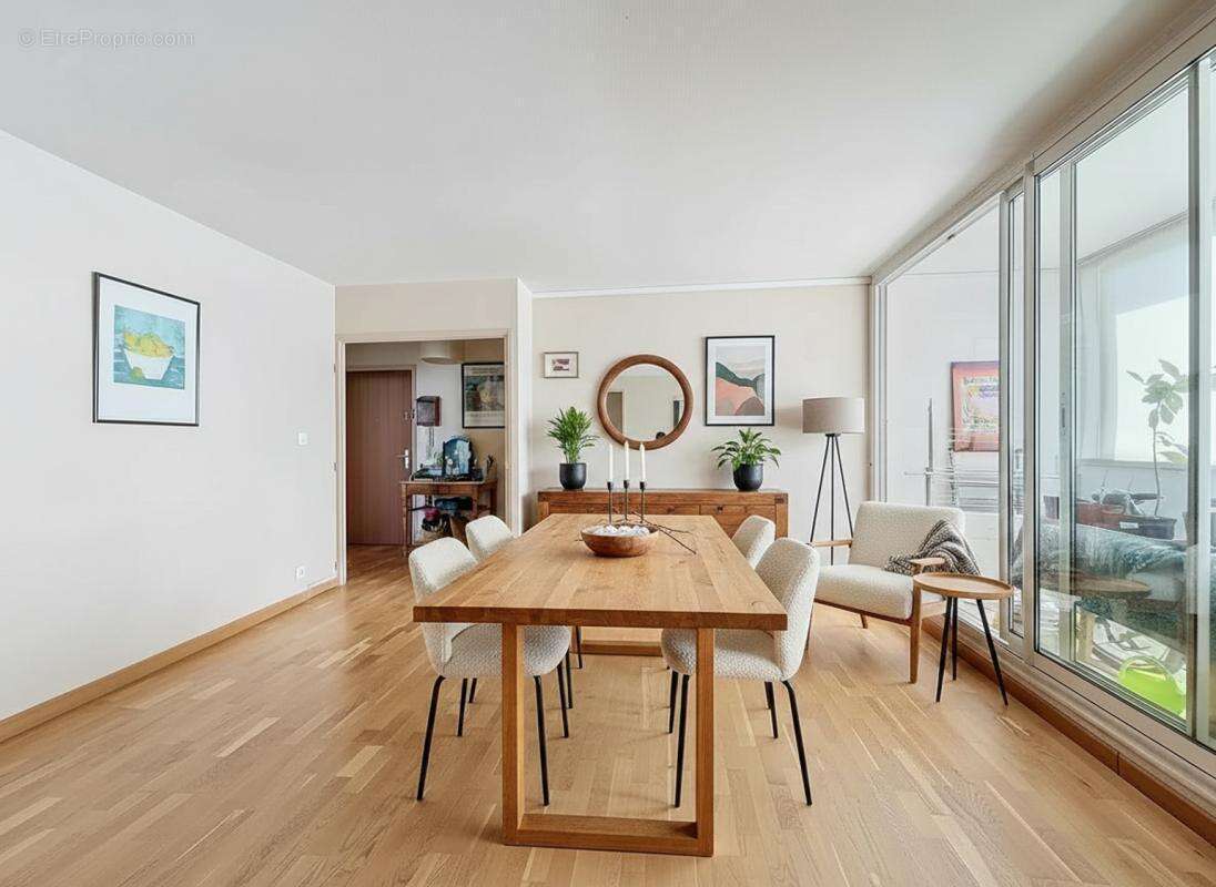 Appartement à SAINT-PIERRE-DES-CORPS
