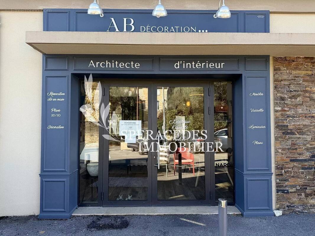 Commerce à LE ROURET