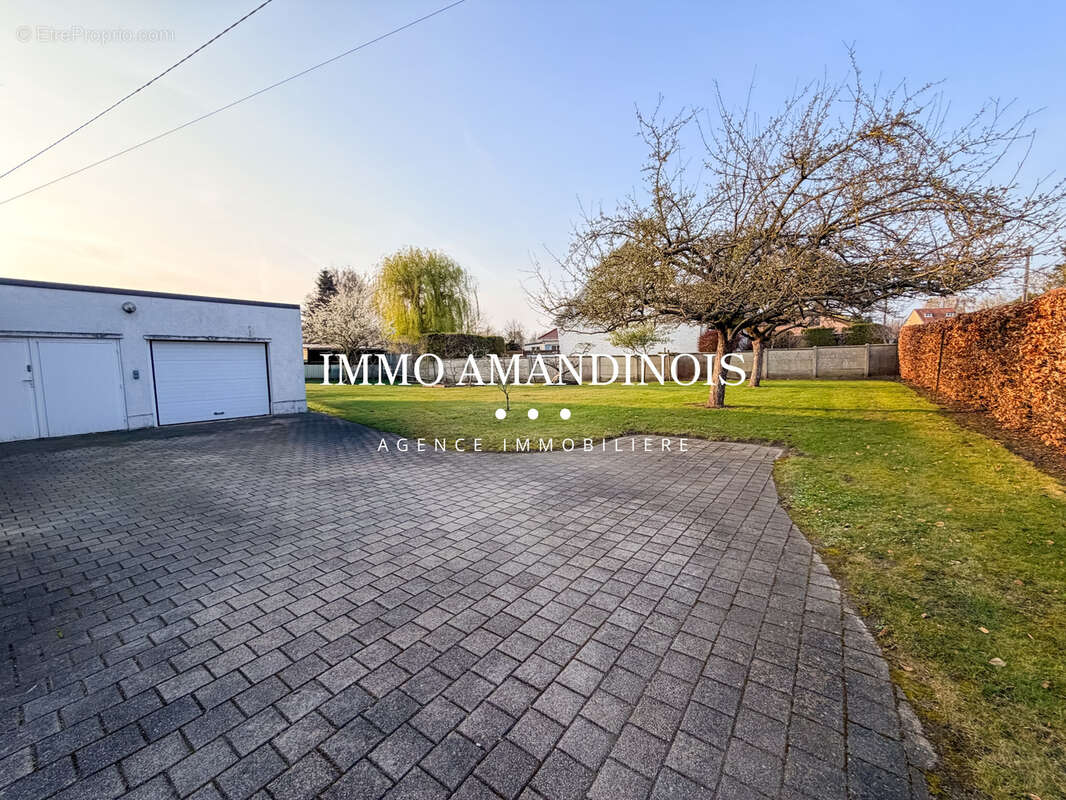 Maison à SAINT-AMAND-LES-EAUX