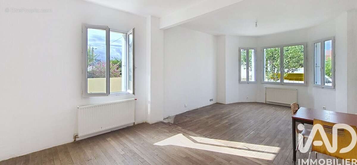 Photo 6 - Maison à CERNY