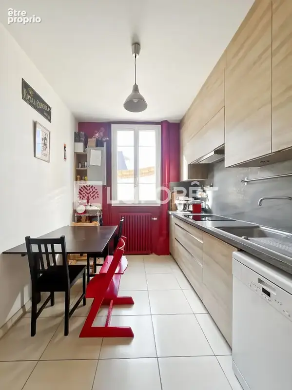 Charmant 4 pièces avec souplex - HABITITATION OU LOCAL - Quartier Charentonneau - photo 3