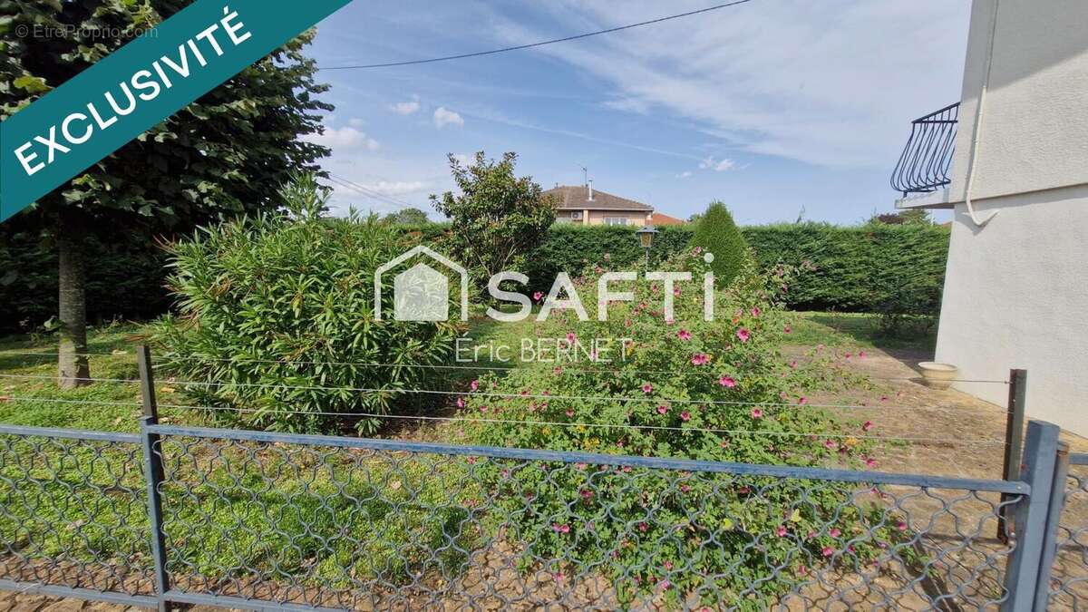 Photo 2 - Maison à SAINT-BONNET-DE-MURE