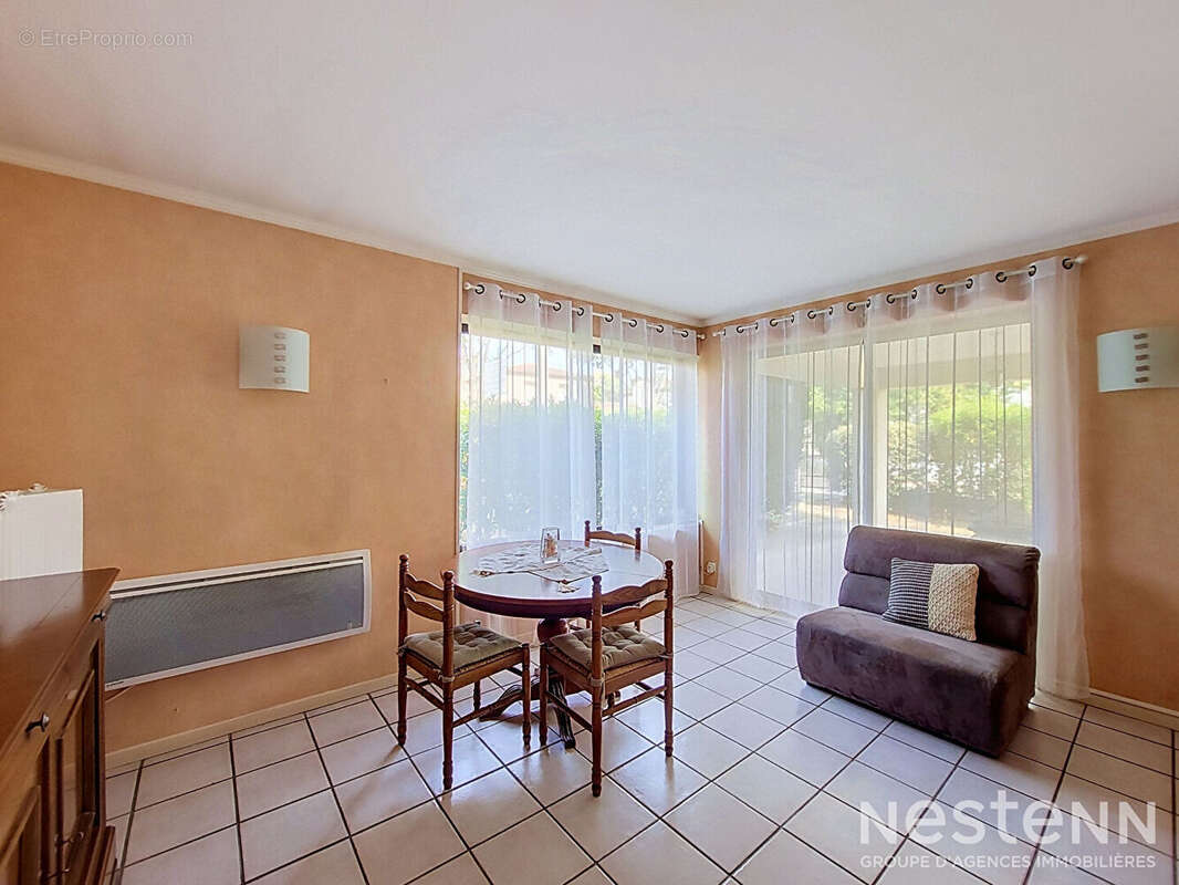 A Vendre Maison de 155 m² avec possibilité de deux habitations et jardin à Condom - photo 7