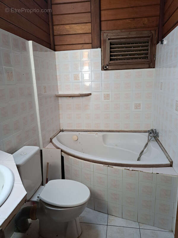 Maison à CAPESTERRE-BELLE-EAU