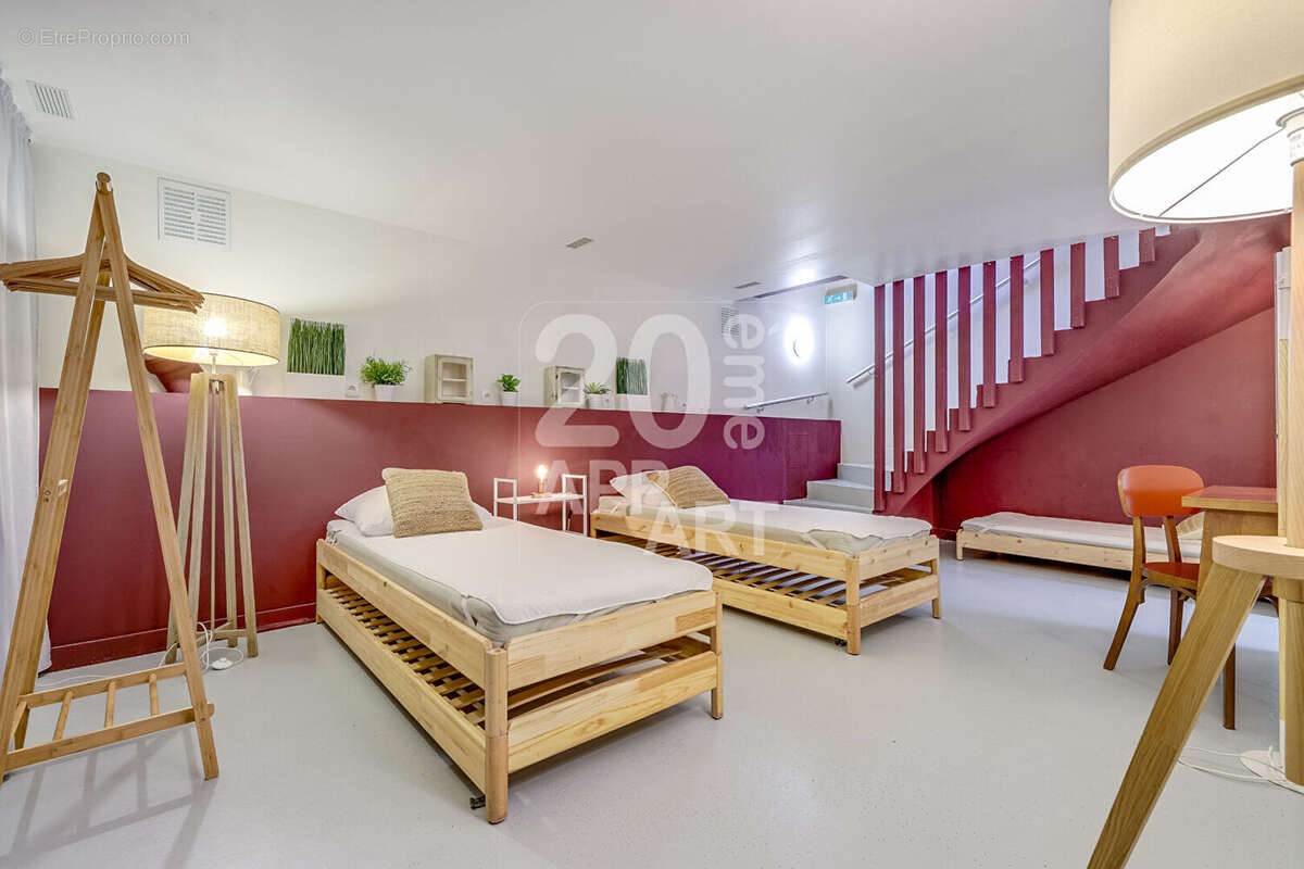 Appartement à PARIS-20E