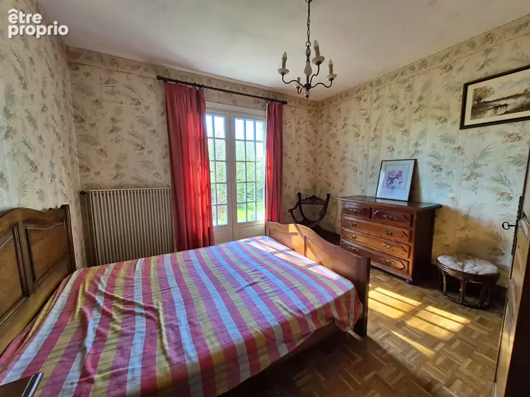 FONTAINE-LA-MALLET - Maison plain-pied 136 m² - 4 chambres - Grand jardin - Sous-sol complet - photo 7