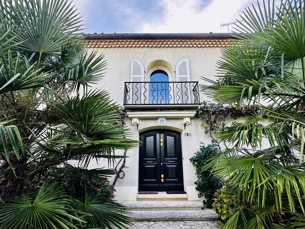 Maison à CHASSENEUIL-SUR-BONNIEURE