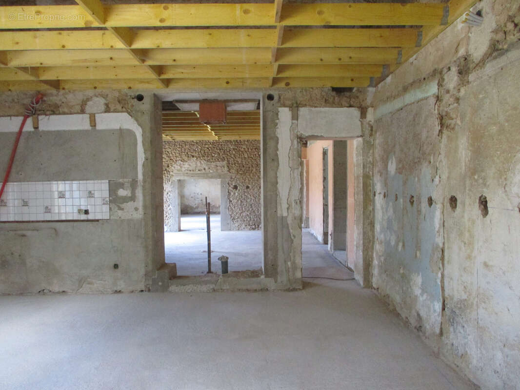 Maison en cours de rénovation. - photo 17
