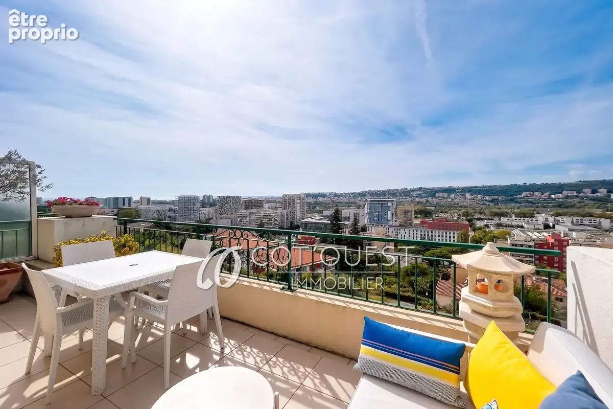Appartement 4 pièces 94 m² à vendre à Nice (06200) - photo 2
