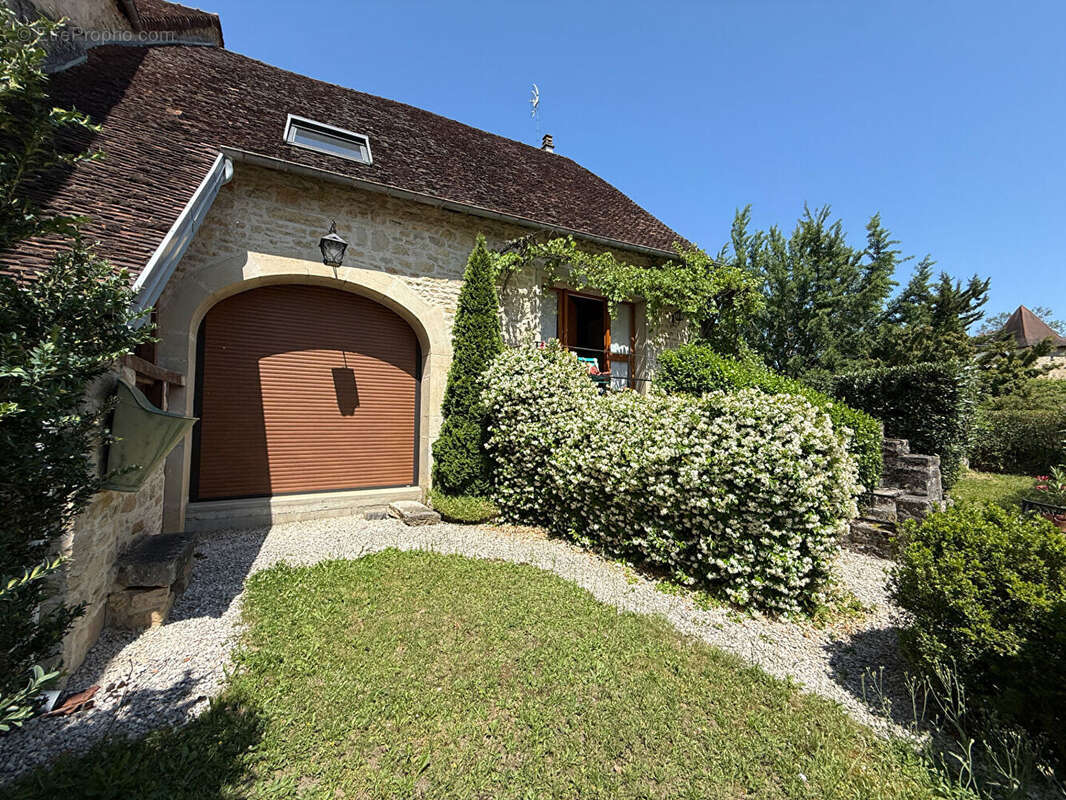 Maison à RUFFEY-SUR-SEILLE