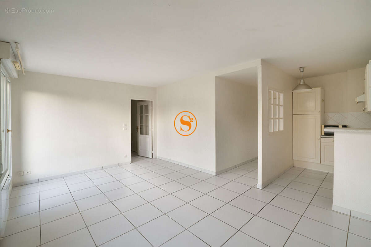 Appartement à COYE-LA-FORET