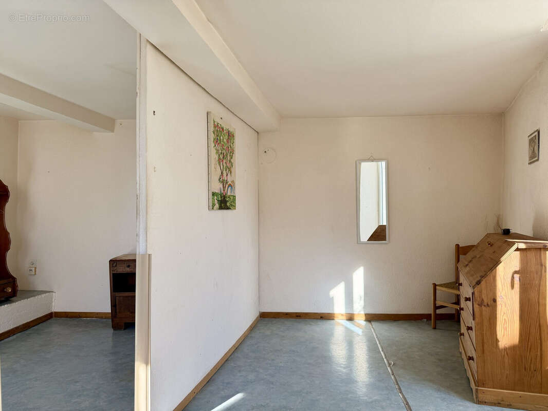 Dickjan POPPEMA d'eXp France vous propose une maison de village avec grand potentiel - Maison à SAINT-MICHEL-L'OBSERVATOIRE
