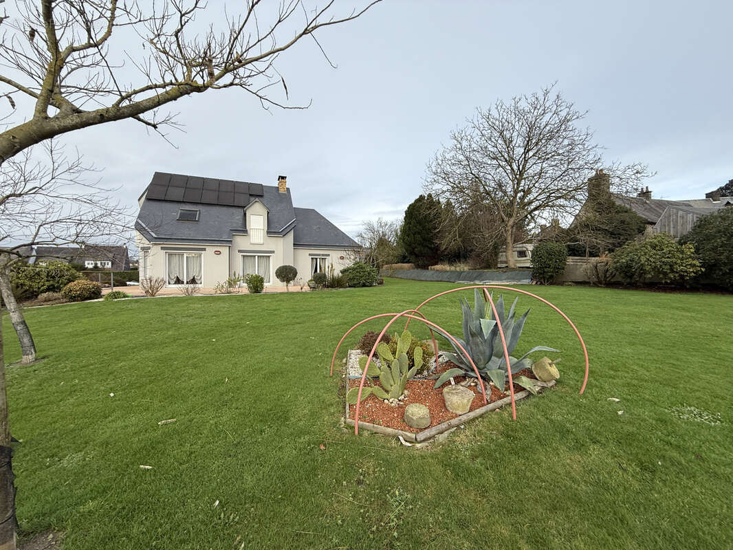 Maison à LE NEUFBOURG