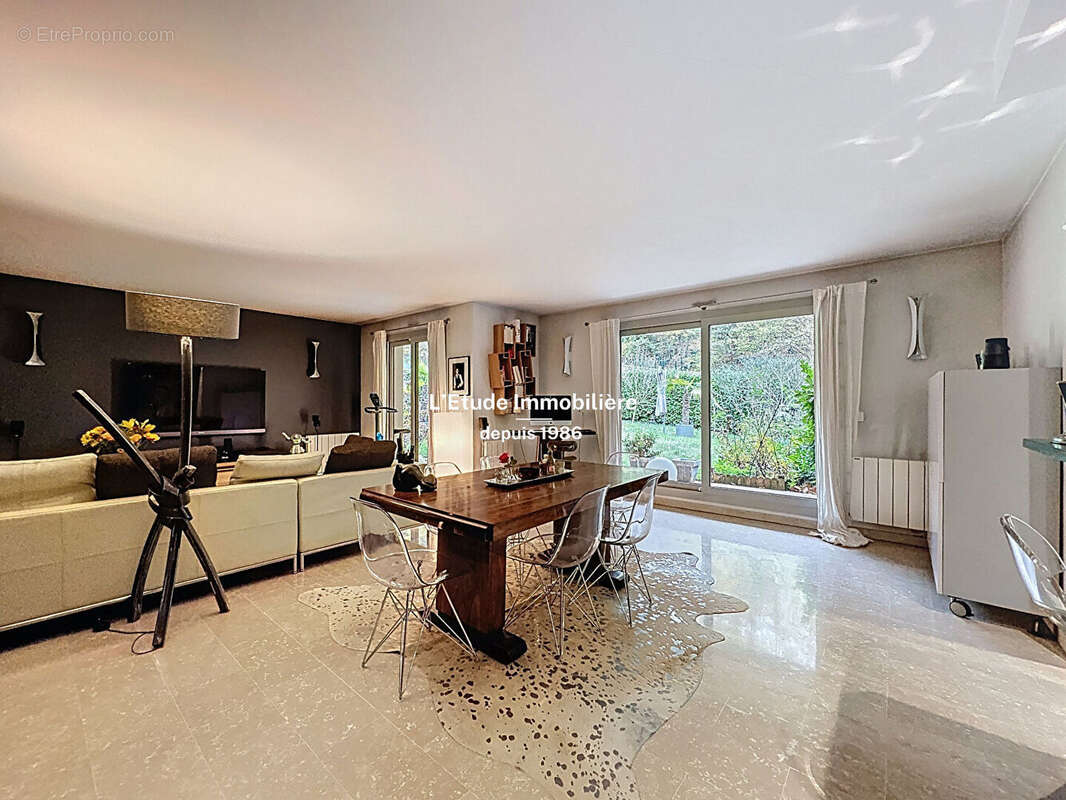 Appartement à CALUIRE-ET-CUIRE