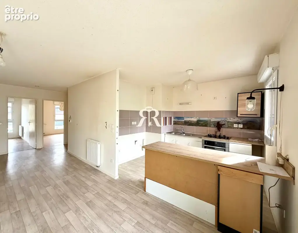 À vendre   Appartement T4 de 80 m2 avec balcon et garage   Clermont-Ferrand - photo 2