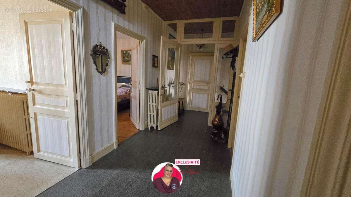 grande propriété en 2 parties  pour  un total de 640 m² sur petit jardin - photo 6