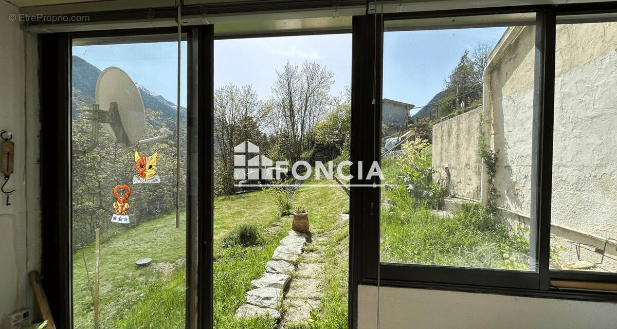 Appartement à SAINT-ETIENNE-DE-TINEE